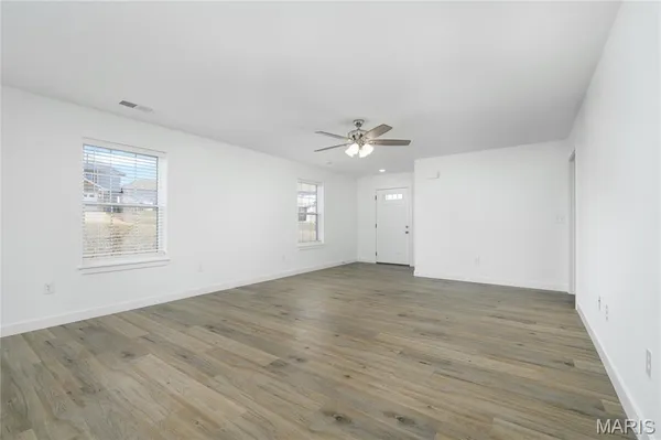 $265,900 | 105 Daniels Court, St. Robert, MO 65584