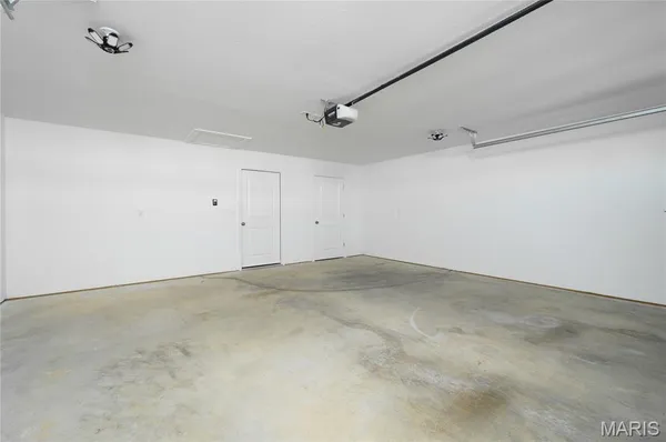 $265,900 | 105 Daniels Court, St. Robert, MO 65584