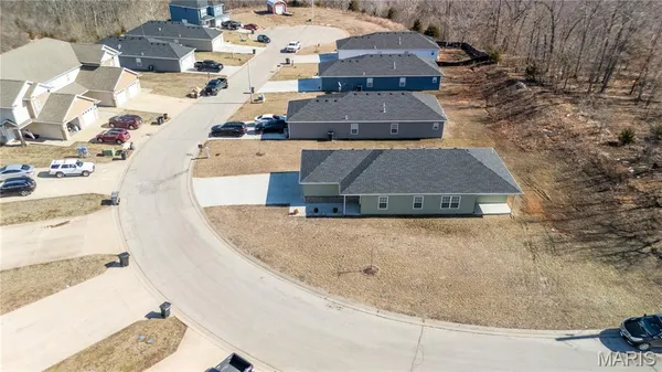 $265,900 | 105 Daniels Court, St. Robert, MO 65584