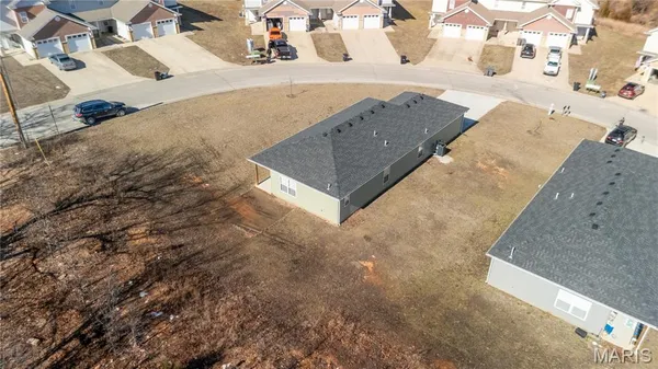 $265,900 | 105 Daniels Court, St. Robert, MO 65584
