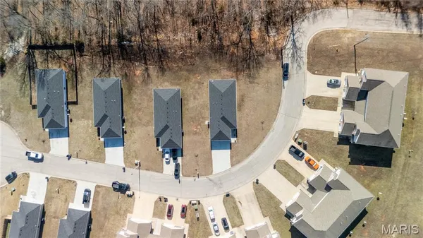 $265,900 | 105 Daniels Court, St. Robert, MO 65584