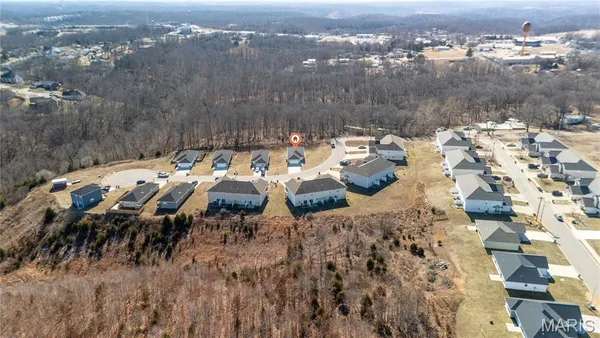 $265,900 | 105 Daniels Court, St. Robert, MO 65584