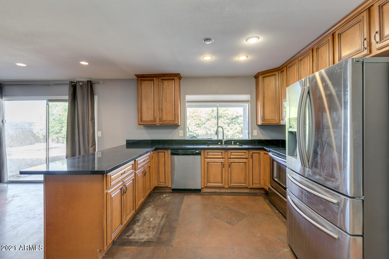 3832 East Bloomfield Road Phoenix, AZ 85032 - Photo 13 of 32 13-Bloomfield