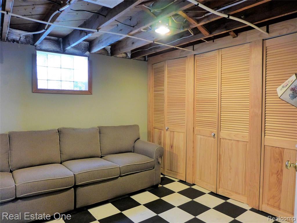 624 Parkdale Avenue Rochester, MI 48307 - Photo 43 of 74