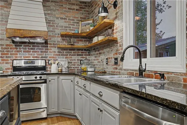 $470,000 | 704 Southwest Trailpark Court, Lee's Summit, MO 64081