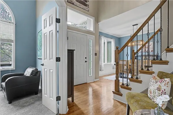 $470,000 | 704 Southwest Trailpark Court, Lee's Summit, MO 64081