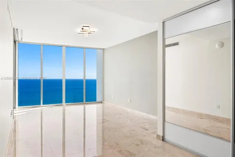 $3,350,000 | 17001 Collins Avenue, Unit 4208, Sunny Isles Beach, FL 33160