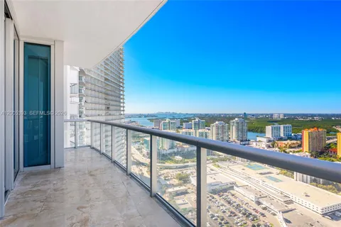 $3,350,000 | 17001 Collins Avenue, Unit 4208, Sunny Isles Beach, FL 33160