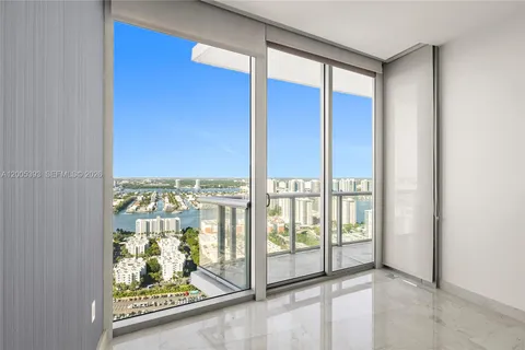 $3,350,000 | 17001 Collins Avenue, Unit 4208, Sunny Isles Beach, FL 33160