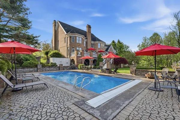 $2,250,000 | 5005 Old Orchard Lane, Gibsonia, PA 15044