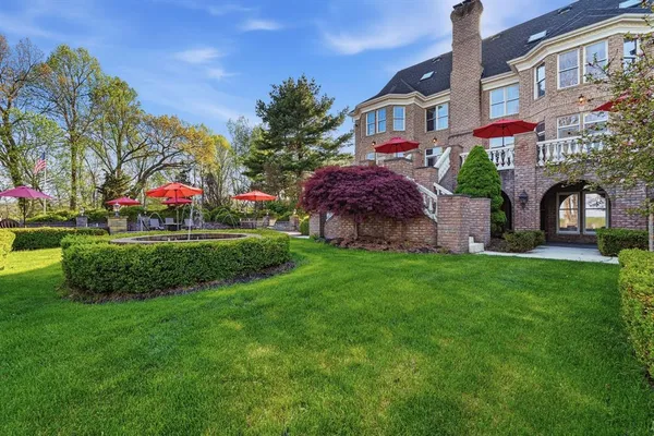$2,250,000 | 5005 Old Orchard Lane, Gibsonia, PA 15044
