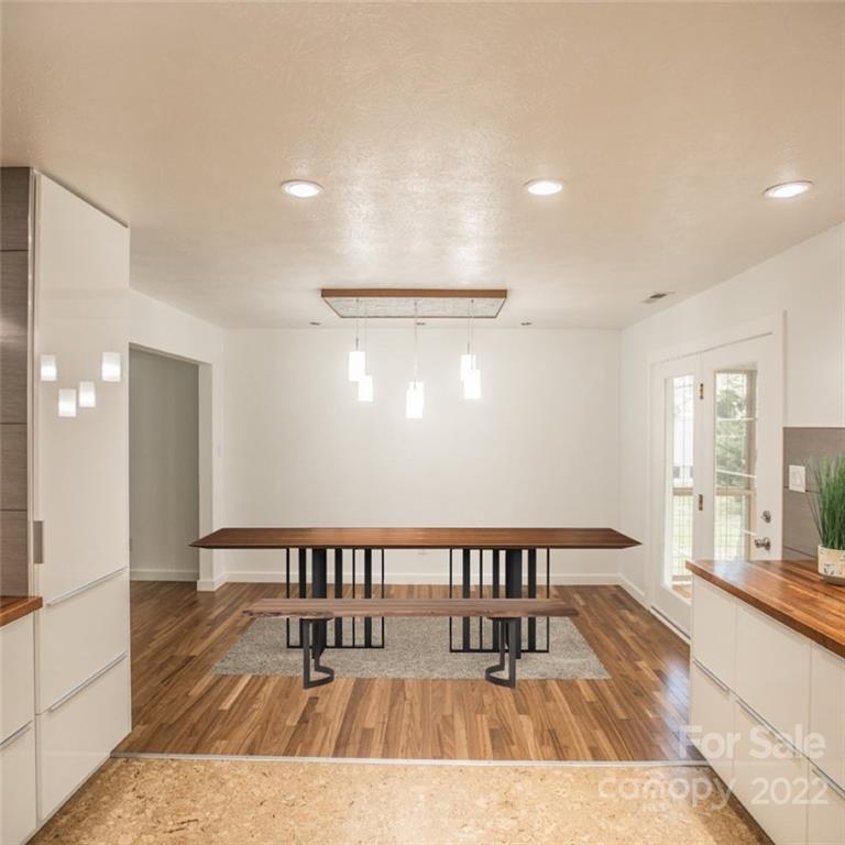 1408 North Rugby Road Hendersonville, NC 28791 - Photo 12 of 48 Gallery Image 12