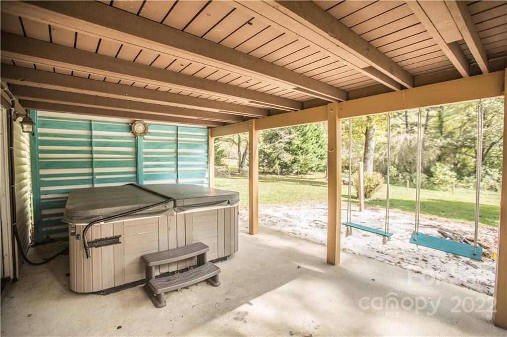 1408 North Rugby Road Hendersonville, NC 28791 - Photo 33 of 48 Gallery Image 33