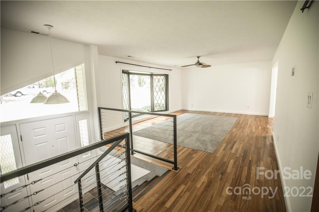 1408 North Rugby Road Hendersonville, NC 28791 - Photo 8 of 48 Gallery Image 8