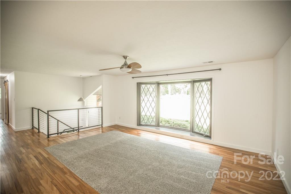 1408 North Rugby Road Hendersonville, NC 28791 - Photo 10 of 48 Gallery Image 10