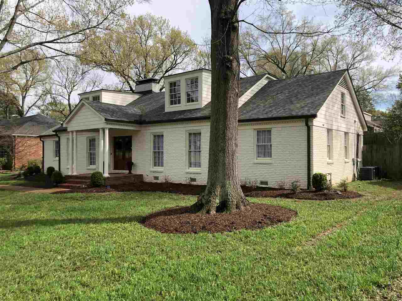 5479 North Angela Road Memphis, TN 38120 - Photo 2 of 22