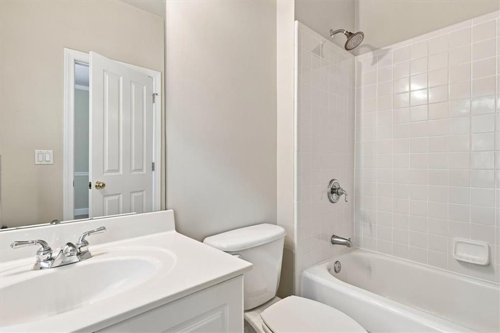 1017 Emory Parc Place Decatur, GA 30033 - Photo 34 of 46 Gallery Image 34