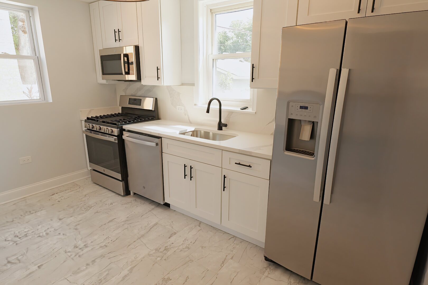 11031 South Pulaski Road Chicago, IL 60655 - Photo 6 of 19 Gallery Image 6