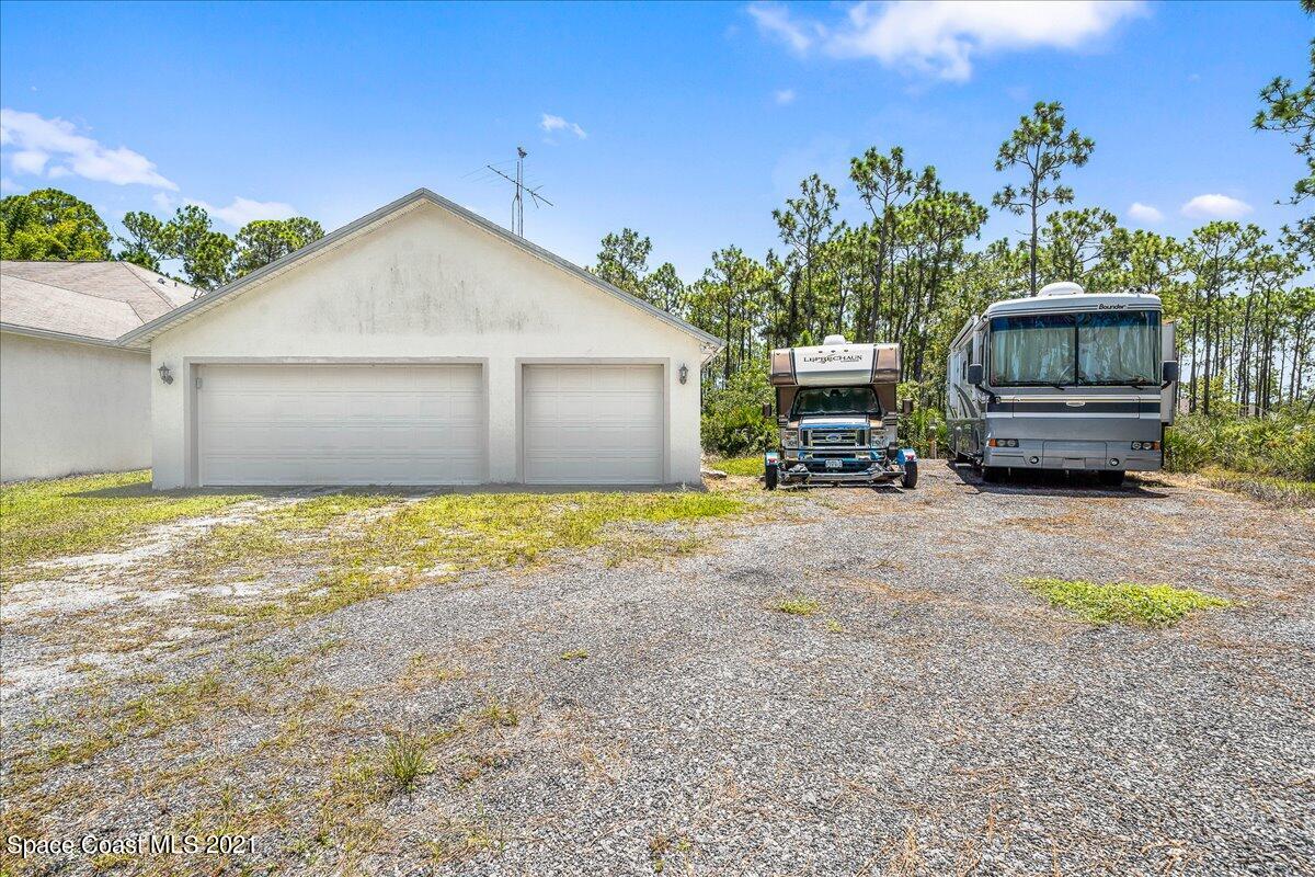 1725 Benjamin Road Grant Valkaria, FL 32950 - Photo 3 of 47 43-untitled-39