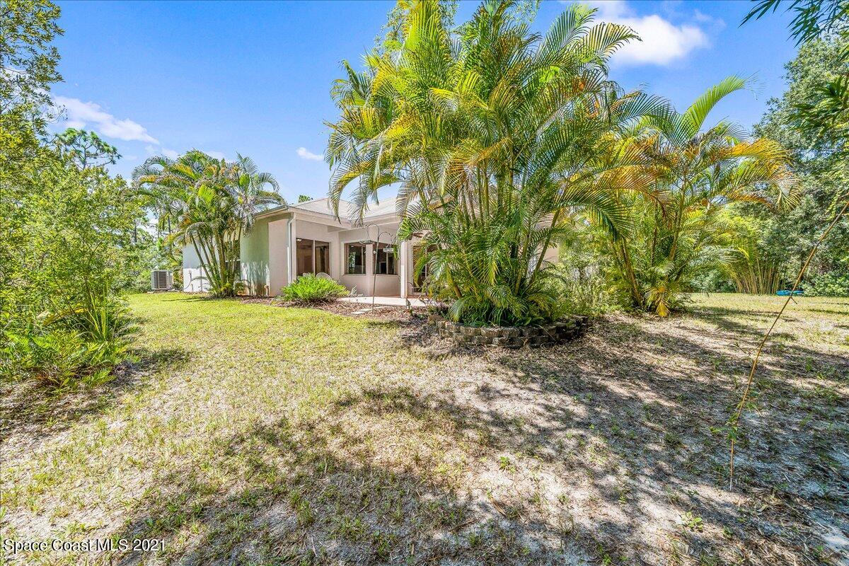 1725 Benjamin Road Grant Valkaria, FL 32950 - Photo 39 of 47 40-untitled-36
