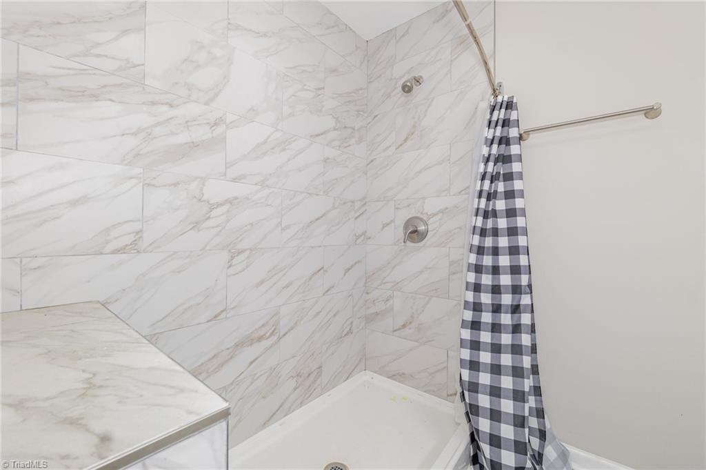 4125 Shepherd Court Burlington, NC 27215 - Photo 17 of 30