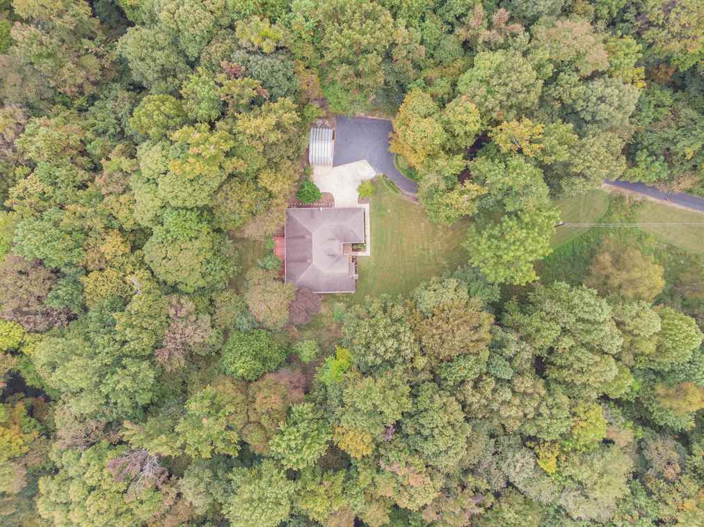 414 Simmons Road Munford, TN 38058 - Photo 19 of 24 Wonderfully Secluded Home At The Back Of 4 Acres.