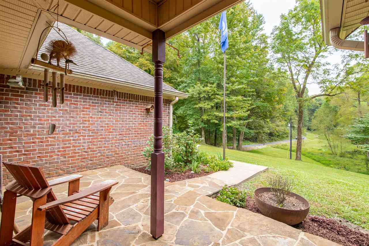 414 Simmons Road Munford, TN 38058 - Photo 4 of 24 Rocking On The Front Porch Was Never So Peaceful