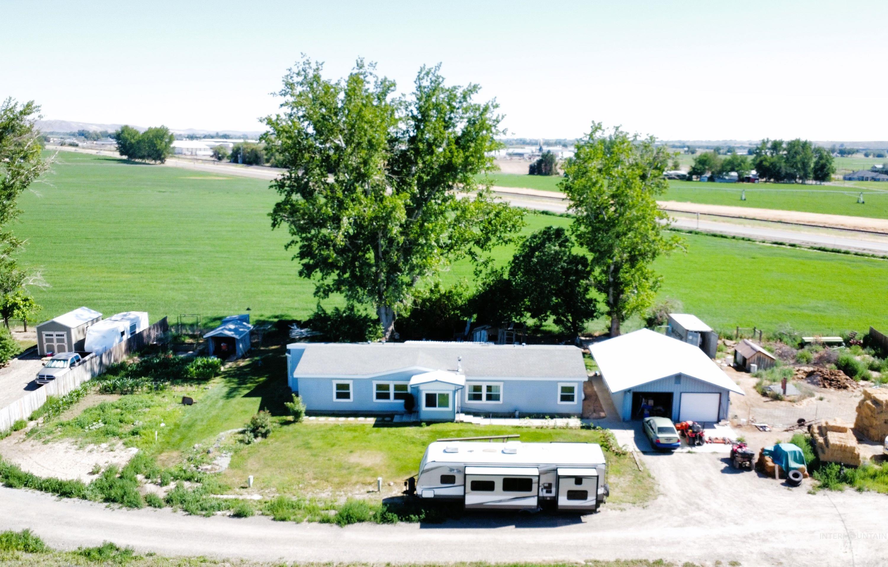 518 Highway 95 Weiser, ID 83672 - Photo 2 of 39