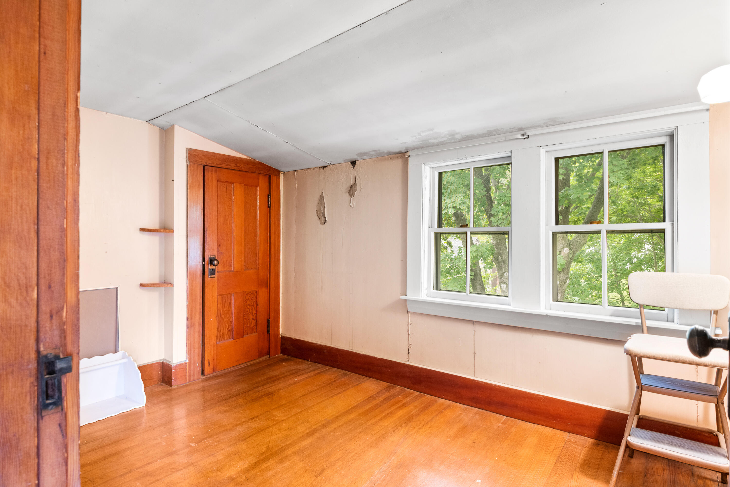 41 Lindsay Road York, ME 03909 - Photo 43 of 45 Attic Room #2