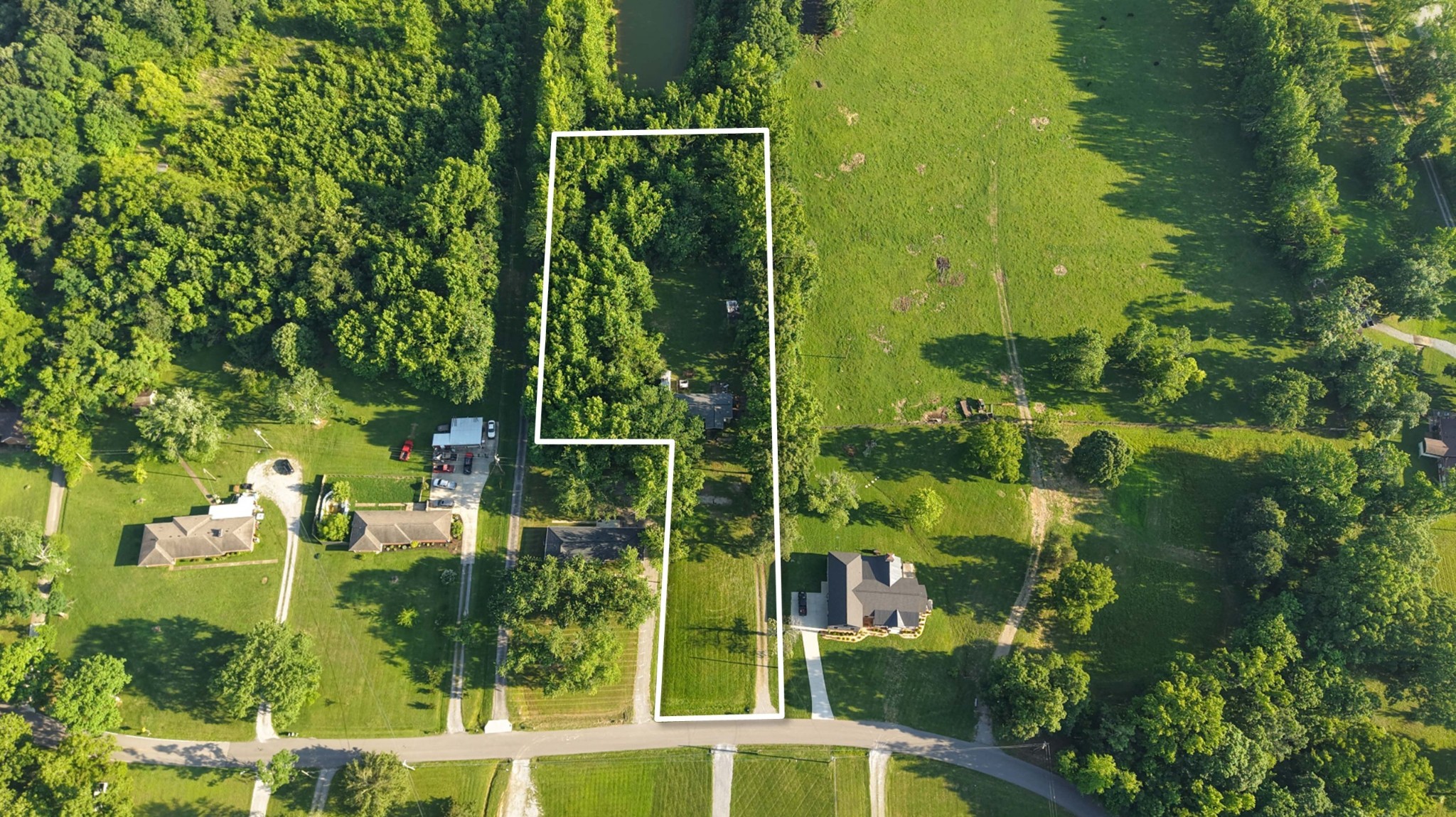 6727 Tinnin Road Greenbrier, TN 37073 - Photo 1 of 24