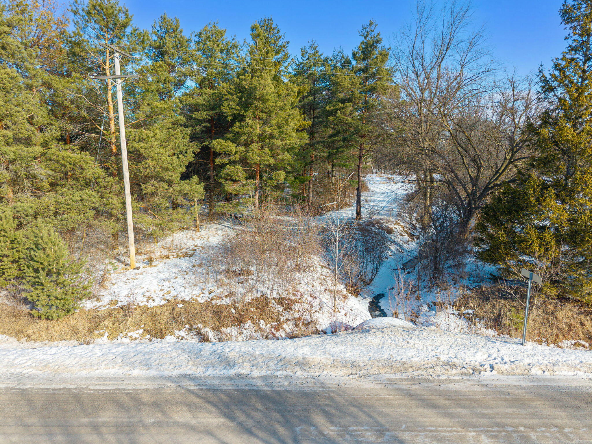 8110 Calkins Road Flint, MI 48532 - Photo 13 of 15 13-web-or-mls-Exteriors (13 of 13)