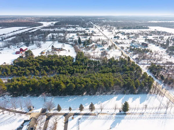 $120,000 | 8110 Calkins Road, Flint, MI 48532