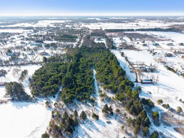 $120,000 | 8110 Calkins Road, Flint, MI 48532