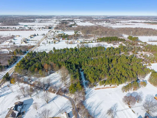 $120,000 | 8110 Calkins Road, Flint, MI 48532