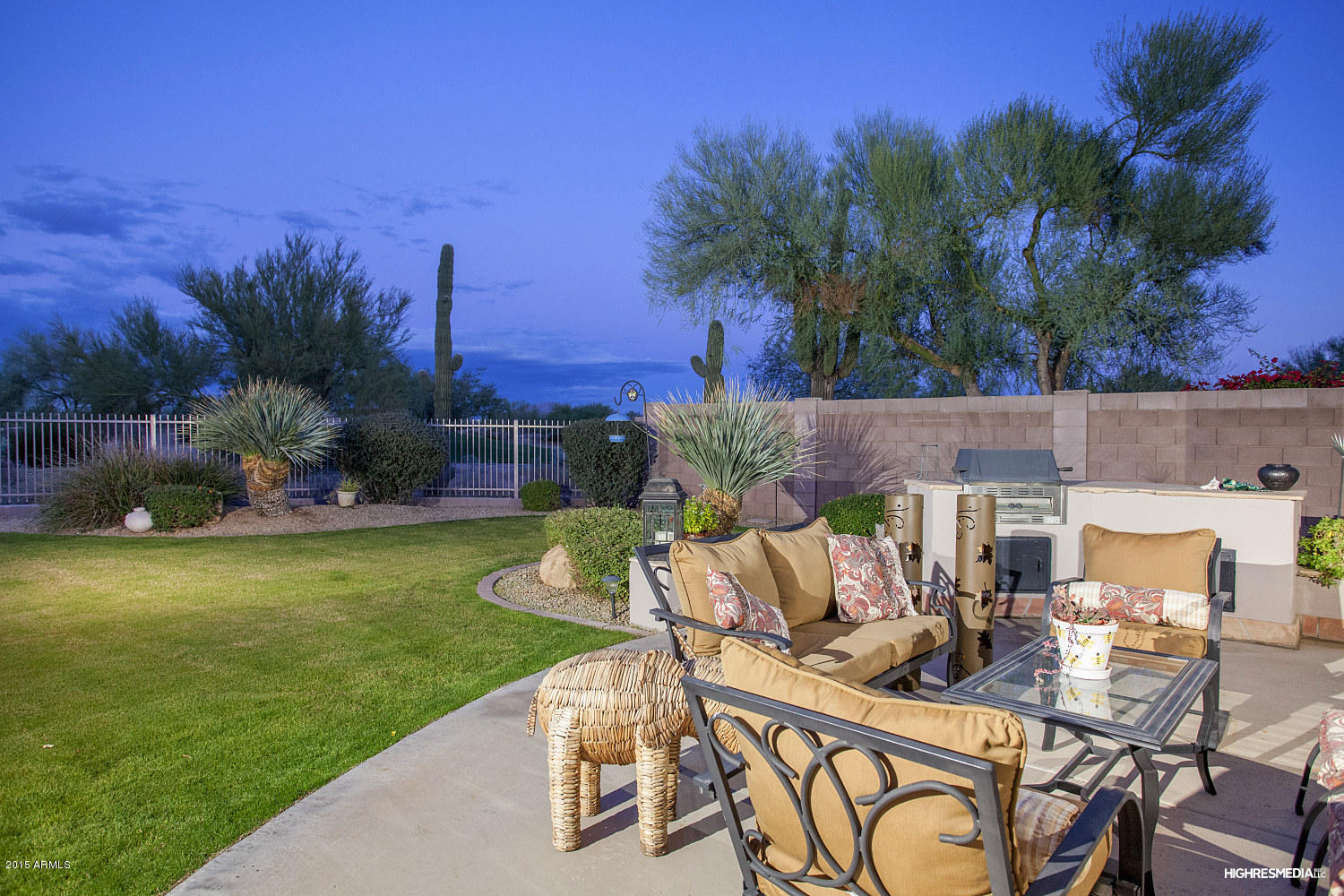 5228 East Hashknife Road Phoenix, AZ 85054 - Photo 23 of 26 HRM3898_web