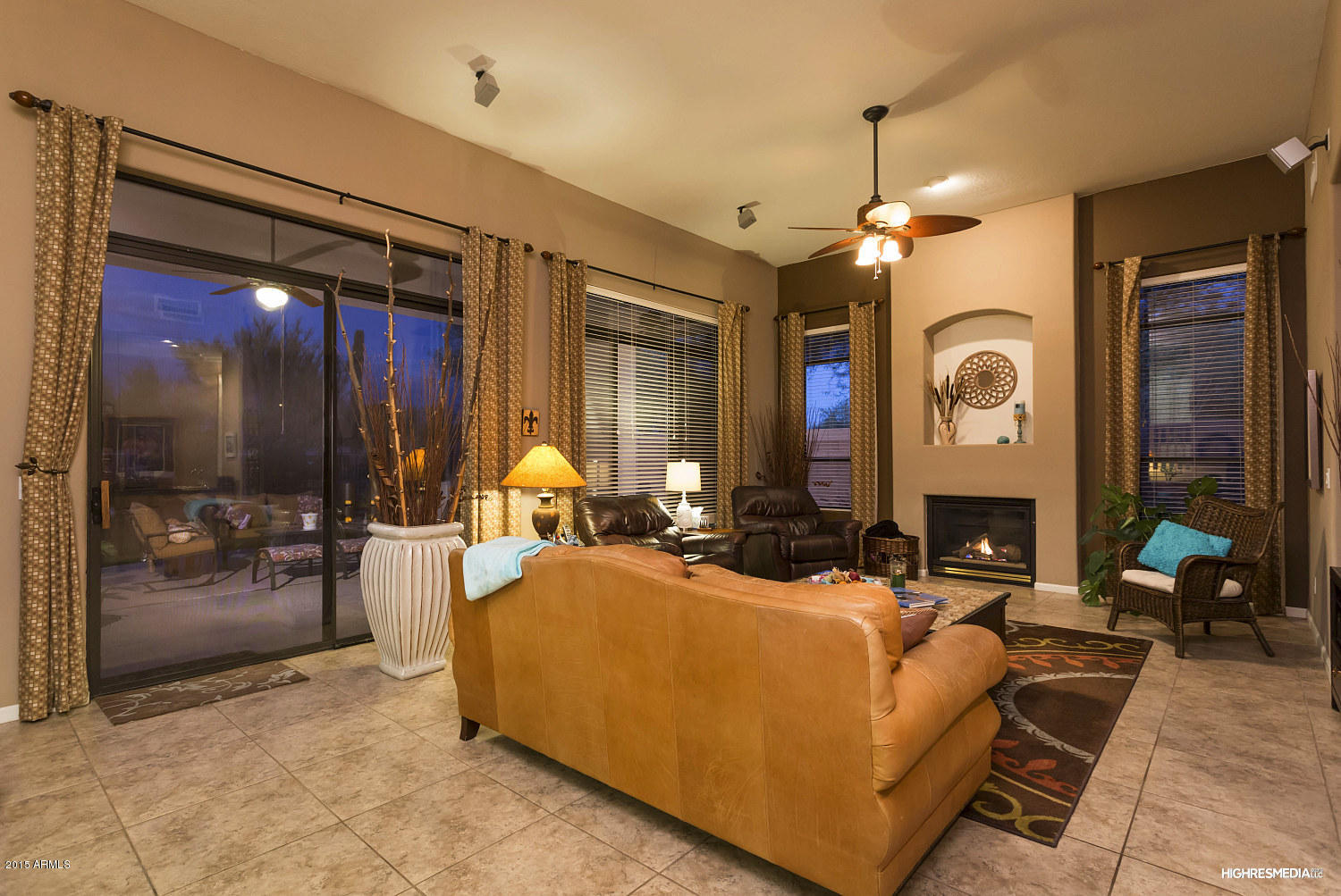 5228 East Hashknife Road Phoenix, AZ 85054 - Photo 10 of 26 HRM8869_web