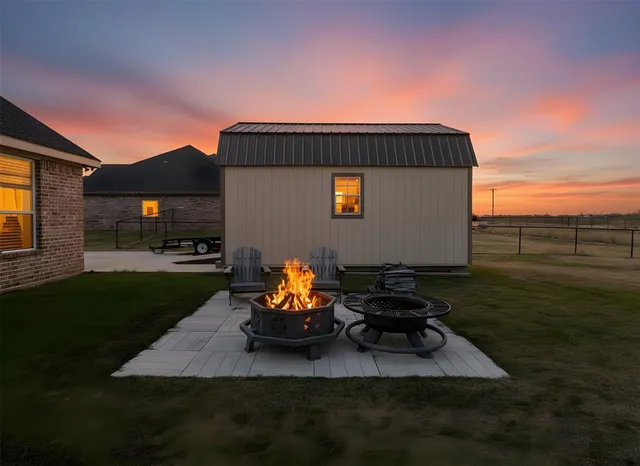 $439,900 | 12712 Cold Spring Lane, Ponder, TX 76259