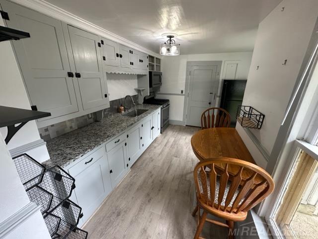 299 Morton Street Romeo, MI 48065 - Photo 9 of 24 50145021-be255036-6838-4b93-ba9b-4675b1e6f1b3.JPG