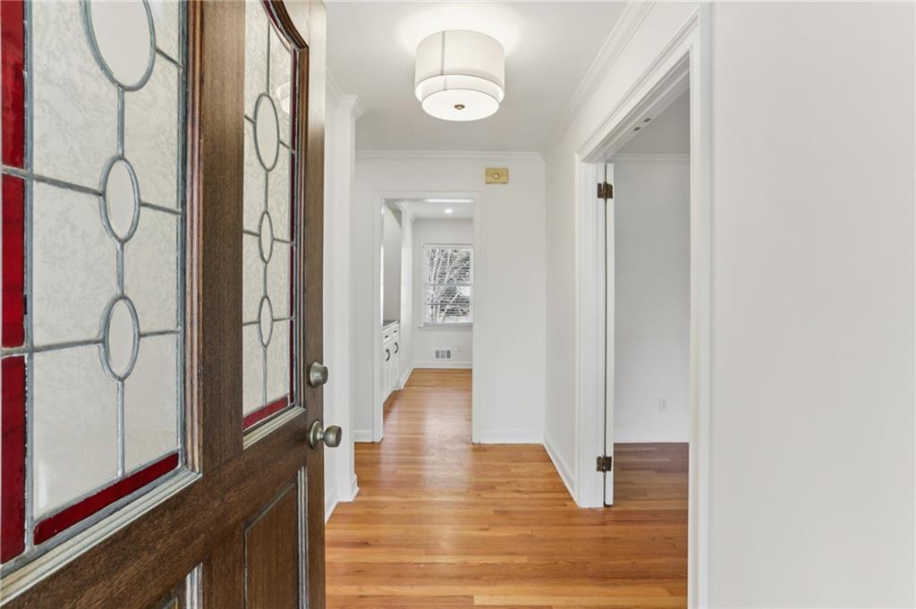 2888 Bonanza Drive Decatur, GA 30033 - Photo 3 of 30