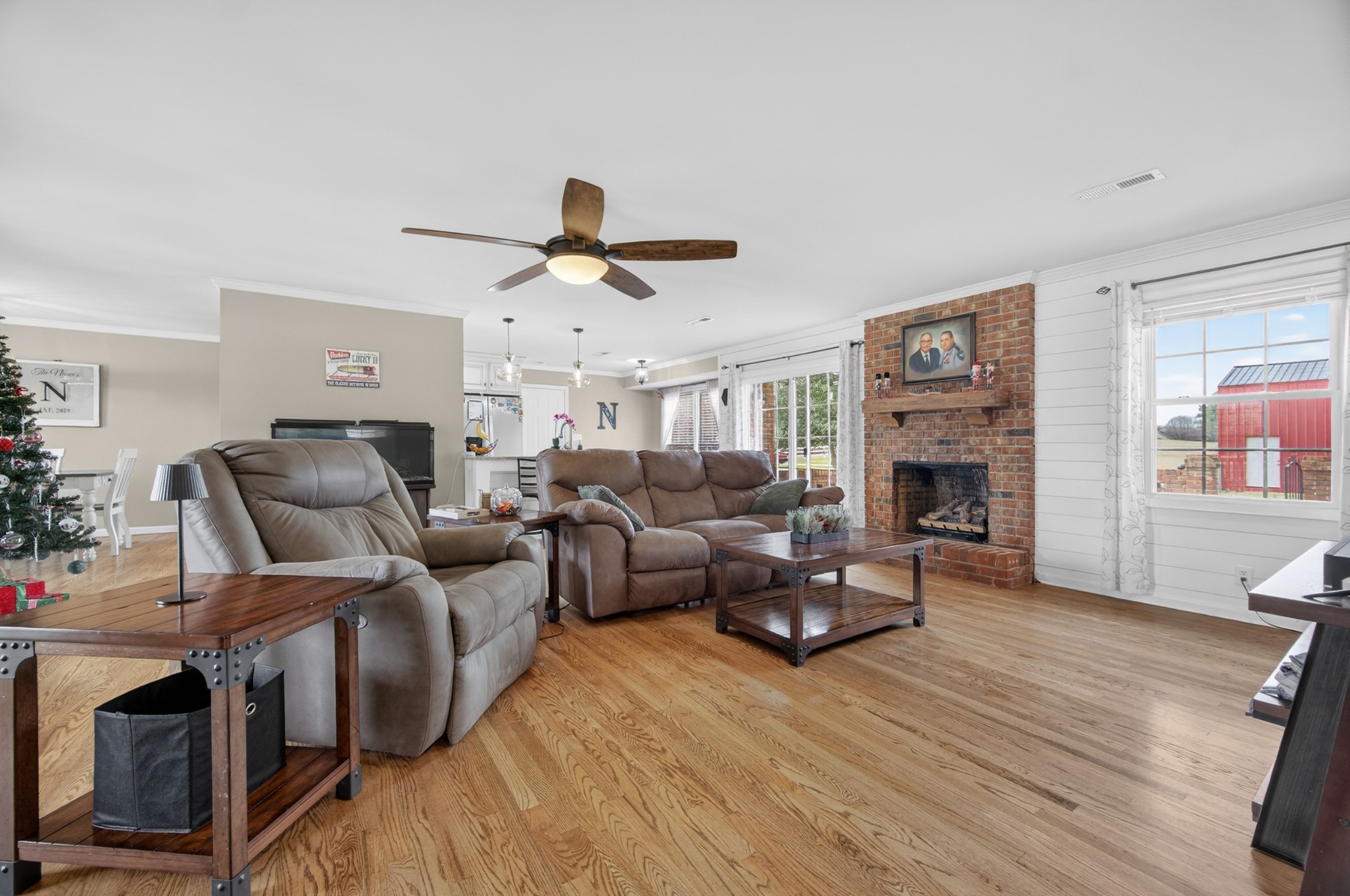 5 Camper Creek Road Fayetteville, TN 37334 - Photo 11 of 51 a living room with furniture and a fireplace