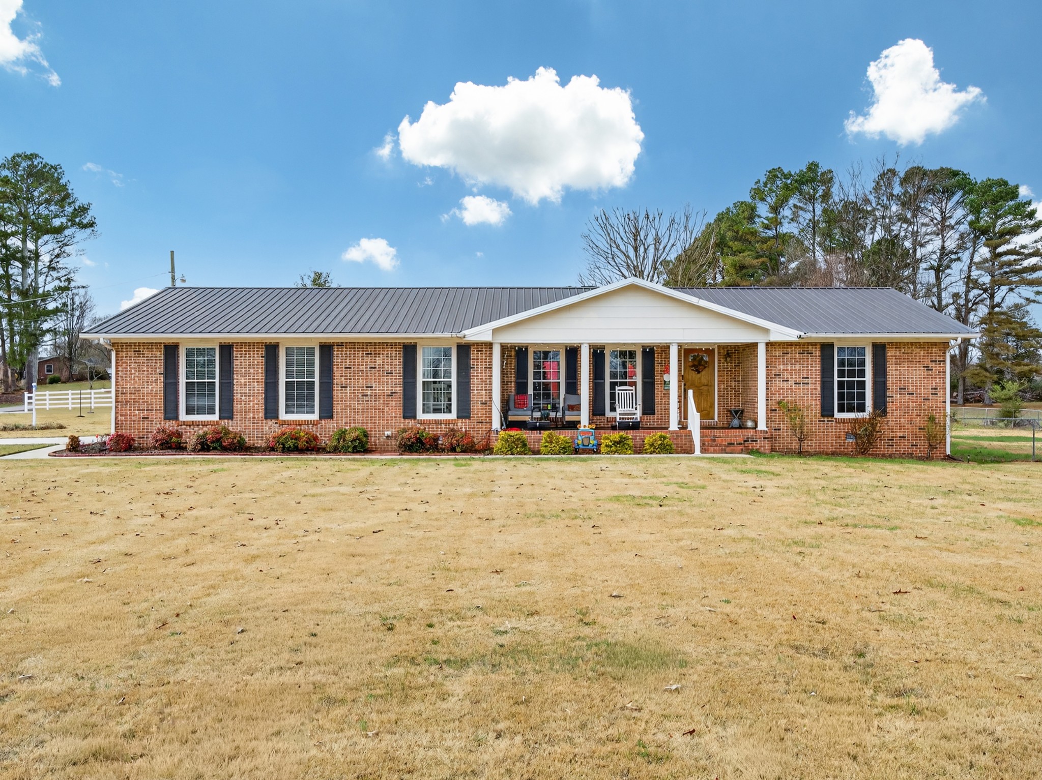 5 Camper Creek Road Fayetteville, TN 37334 - Photo 2 of 51 a front view of a house with yard