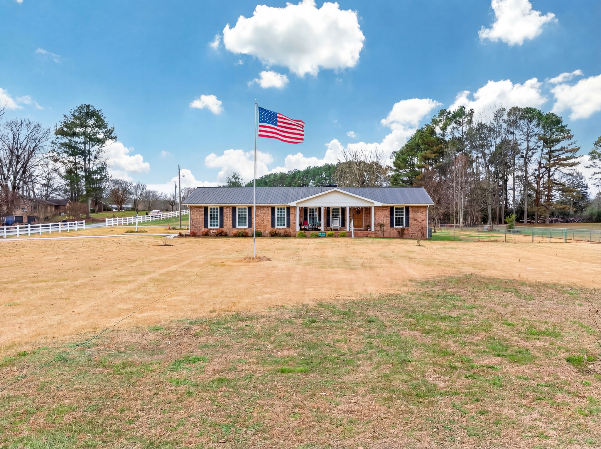 5 Camper Creek Road Fayetteville, TN 37334 - Photo 3 of 51 a front view of house with yard