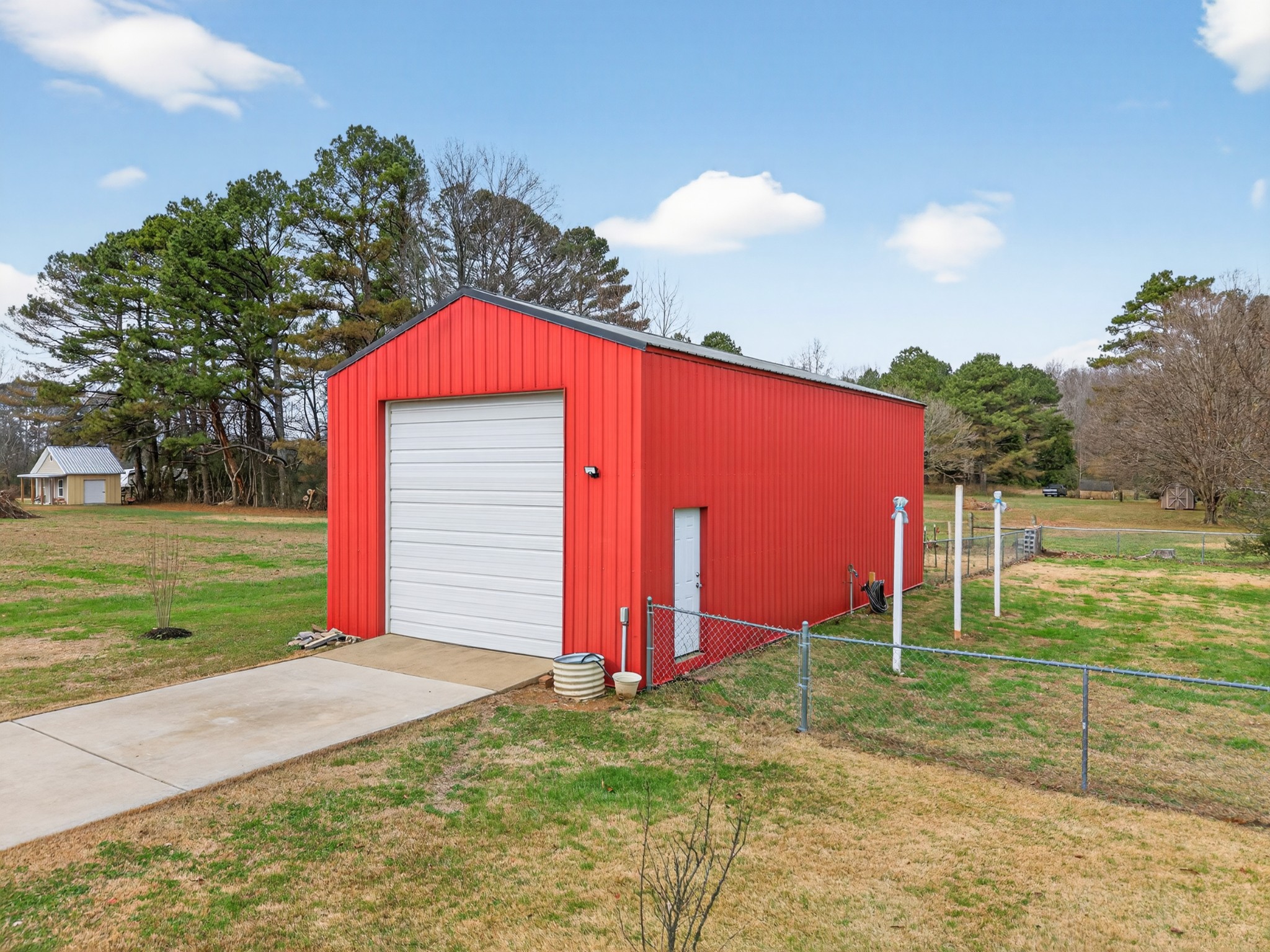 5 Camper Creek Road Fayetteville, TN 37334 - Photo 38 of 51 a view of a backyard