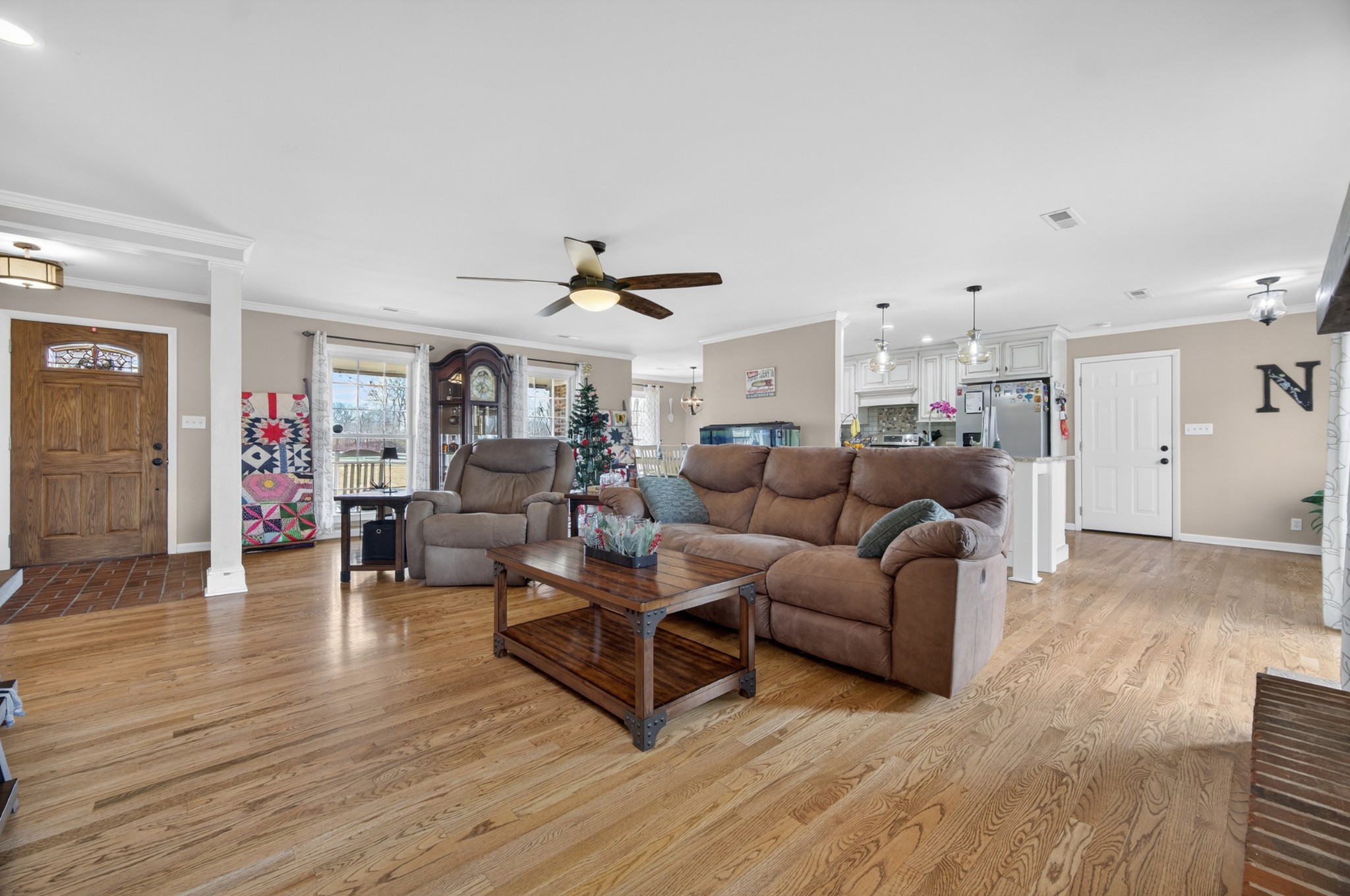 5 Camper Creek Road Fayetteville, TN 37334 - Photo 8 of 51 a living room with furniture and wooden floor