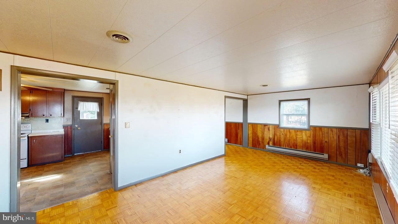 150 Hannas Road Romney, WV 26757 - Photo 10 of 37 Gallery Image 10