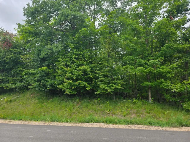 $200,000 | Ten Anjonabe Court Southeast, Bemidji, MN 56601