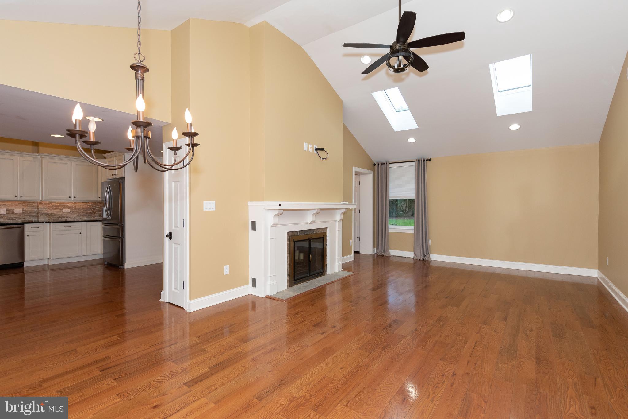 144 Gwynedd Manor Road North Wales, PA 19454 - Photo 4 of 39