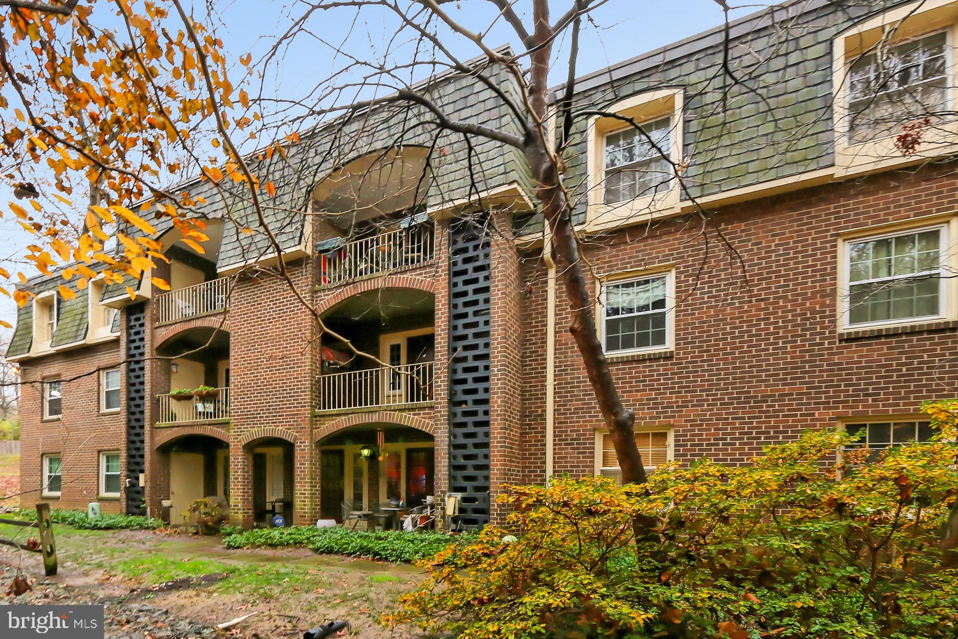 5907 Noblestown Road Springfield, VA 22152 - Photo 10 of 25 Rear of building