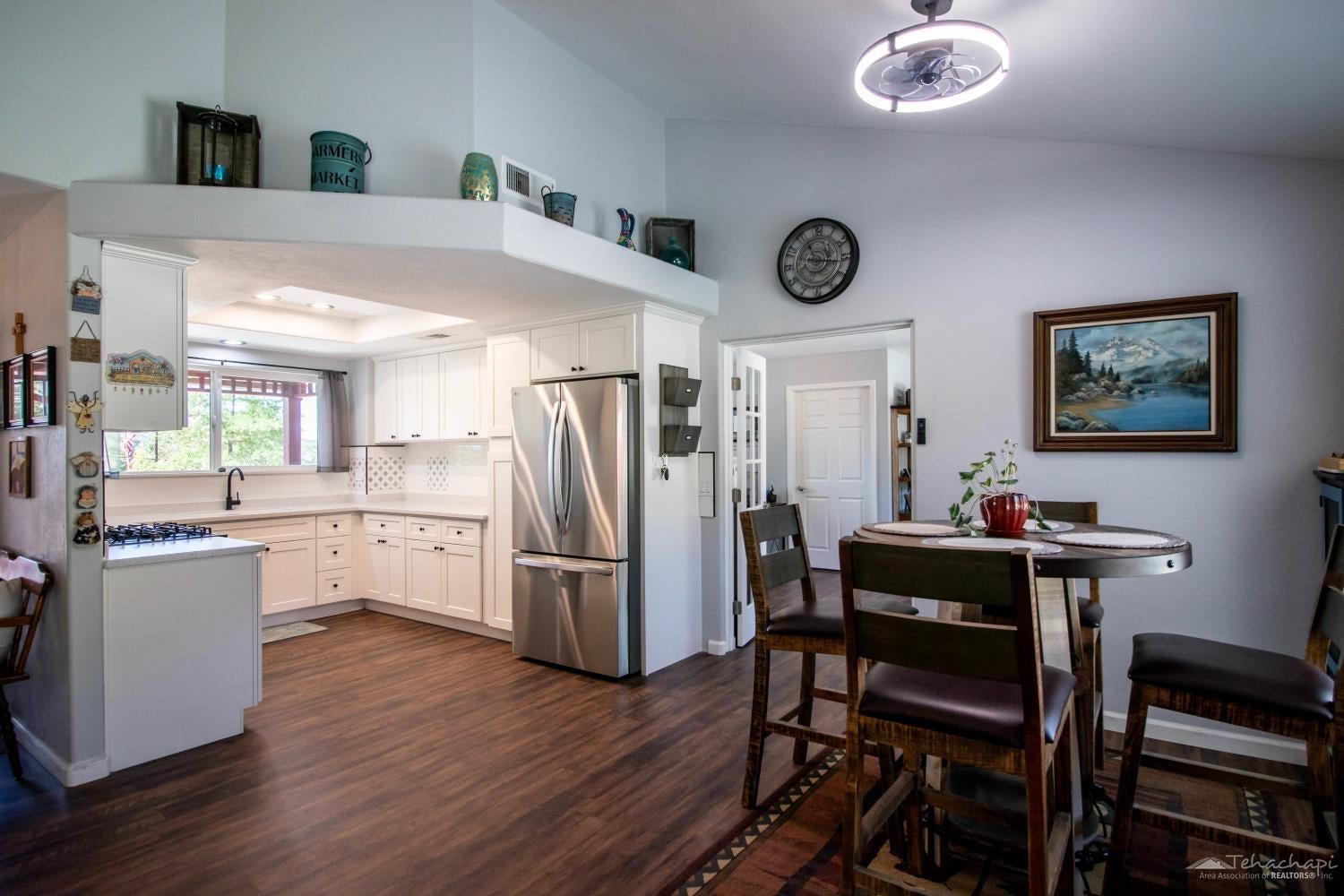 26961 Bear Valley Road Tehachapi, CA 93561 - Photo 2 of 40 Gallery Image 2