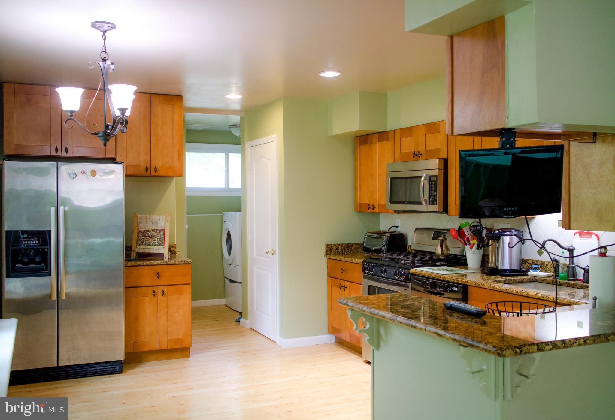 13201 Bluhill Road Silver Spring, MD 20906 - Photo 14 of 23 Kitchen